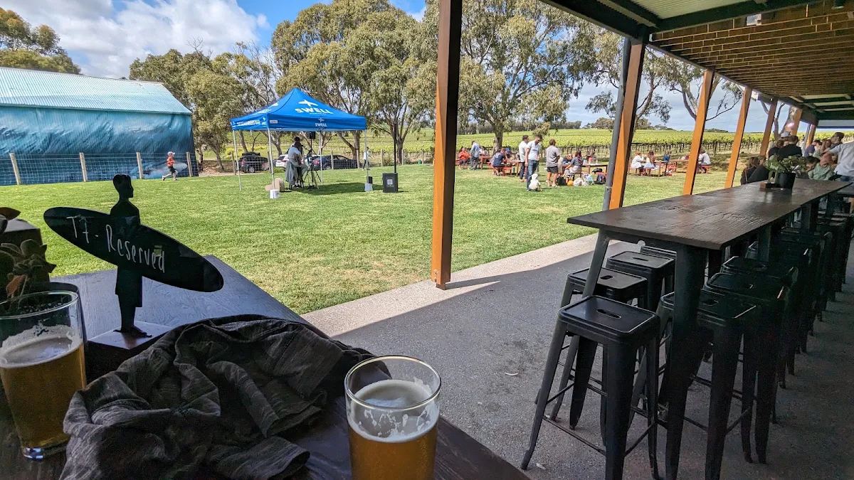 Vibe, Swell Brewing Co. Taphouse & Brewery