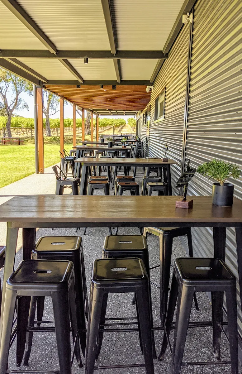 Vibe, Swell Brewing Co. Taphouse & Brewery