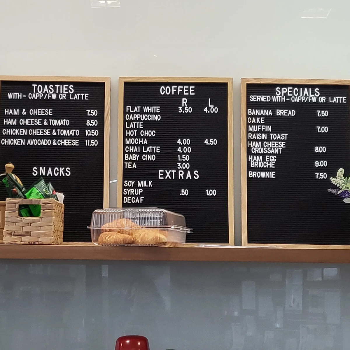 Menu, Cafe Ink