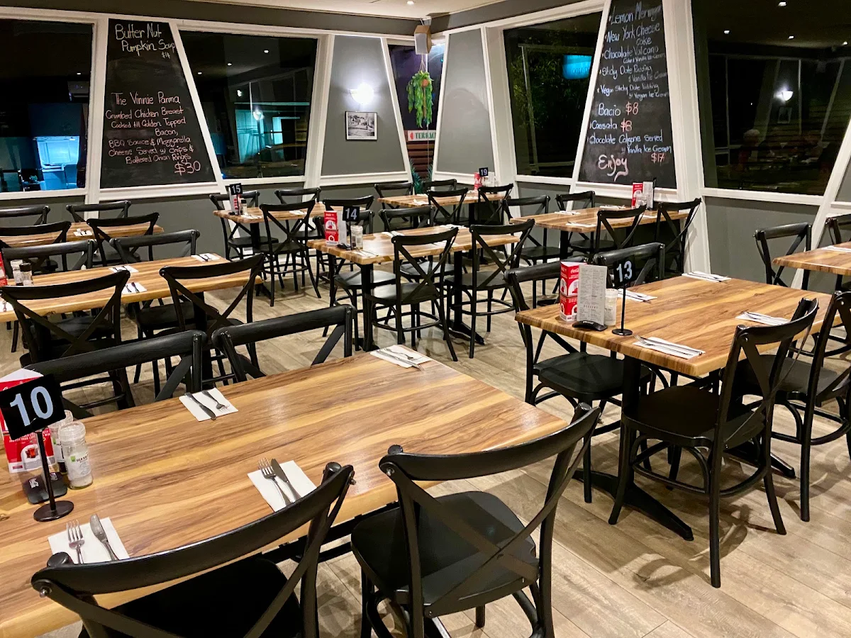 Vibe, La Porchetta | Best Italian Restaurant in Ivanhoe