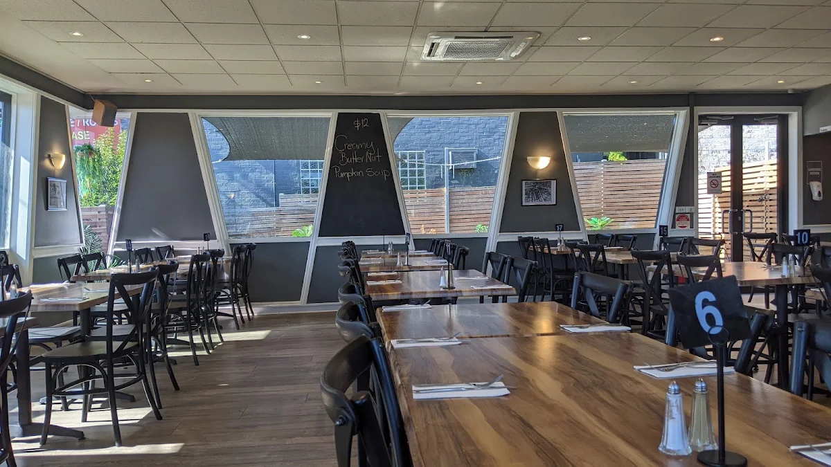 Vibe, La Porchetta | Best Italian Restaurant in Ivanhoe