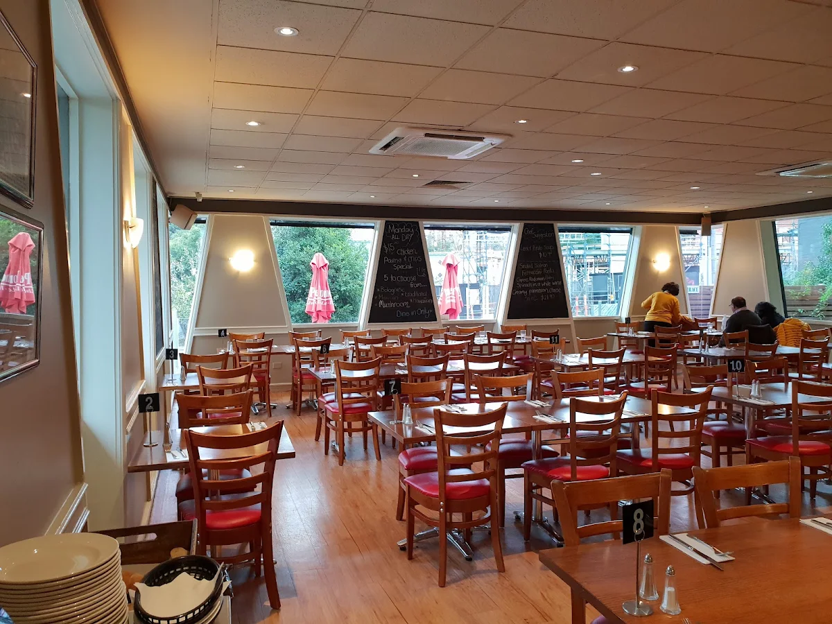 Vibe, La Porchetta | Best Italian Restaurant in Ivanhoe