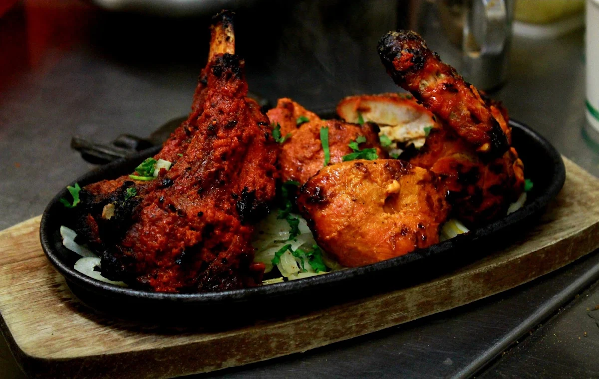Food & drink, Sari's Restaurant