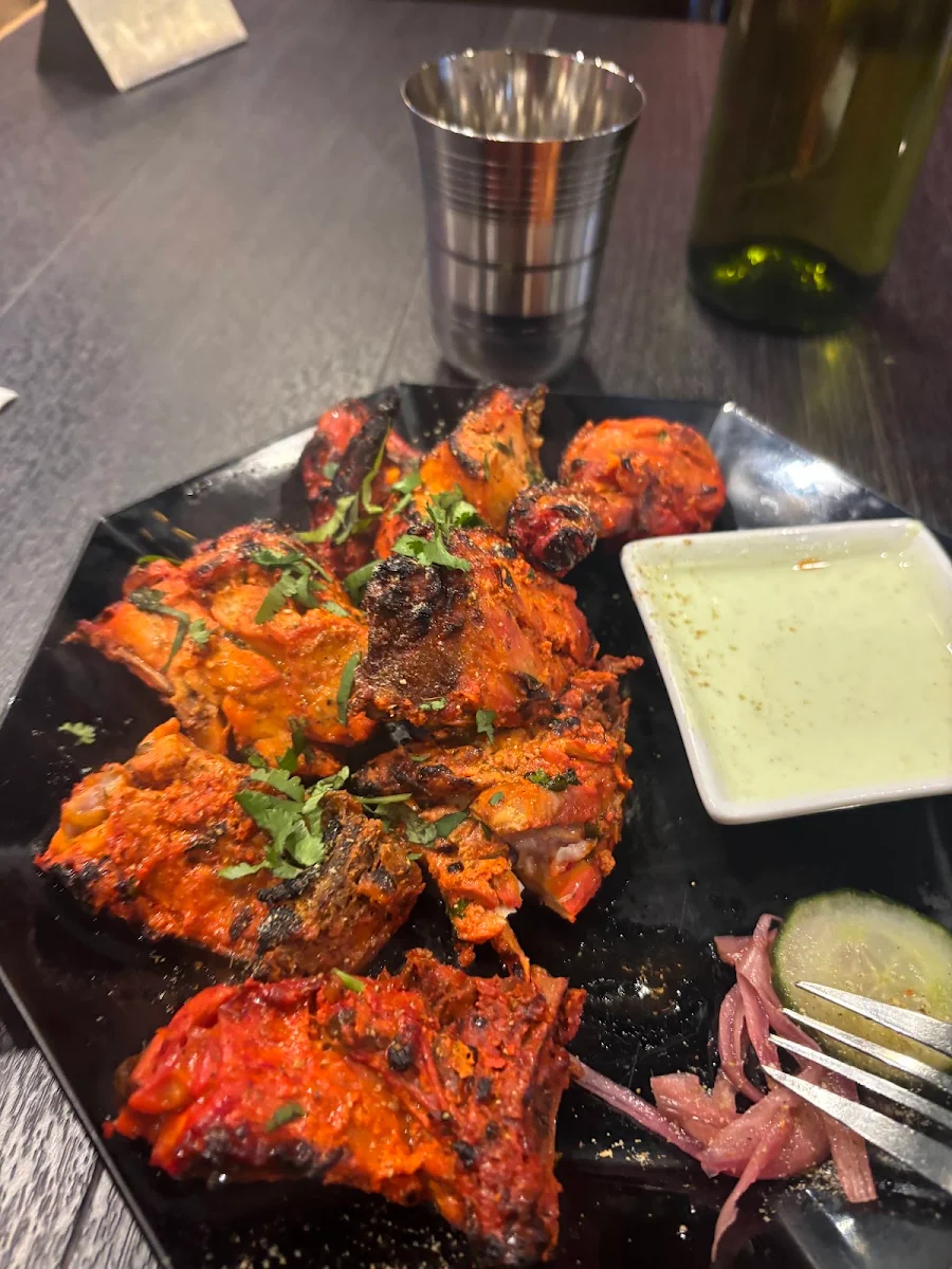 Food & drink, Sari's Restaurant