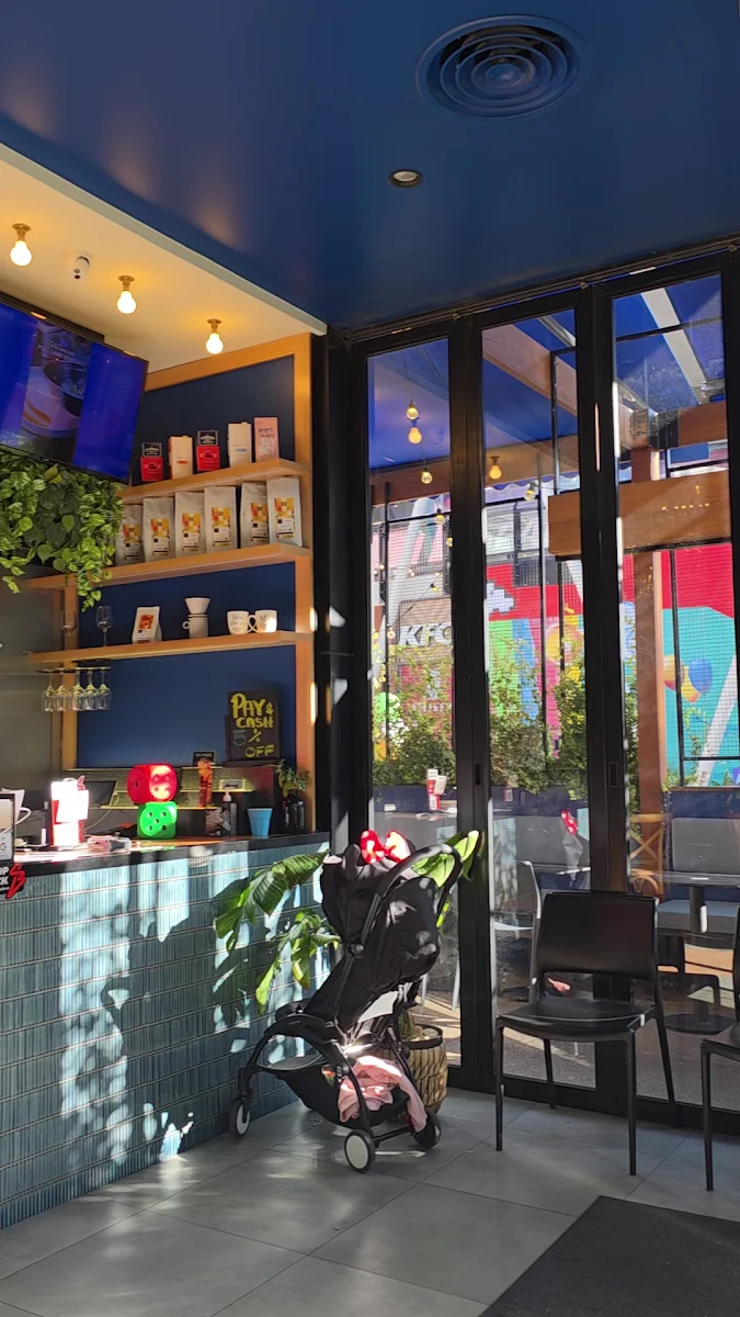 Vibe, MJ Mojo Jojo | Modern Cafe Docklands