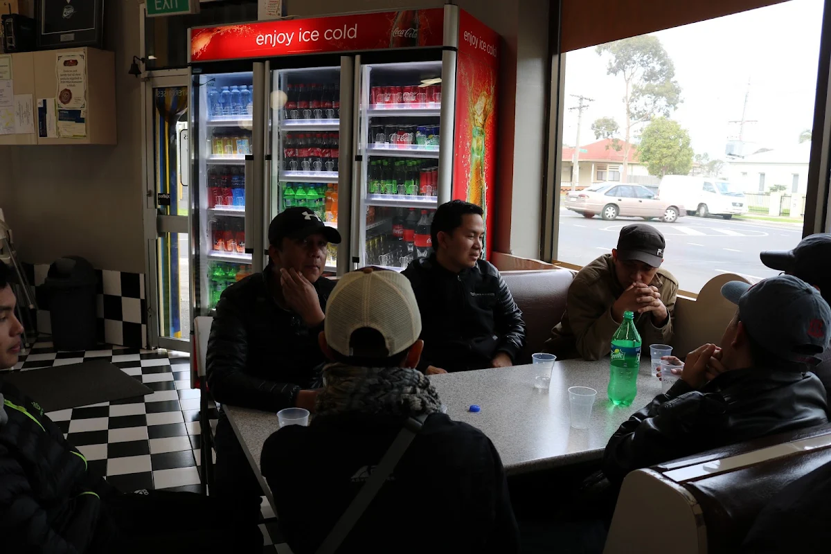 Vibe, Star Pizza & Pasta