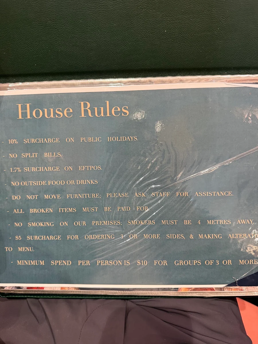 Menu, V Lounge