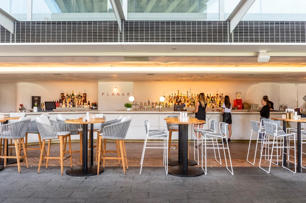 Vibe, Planar Restaurant