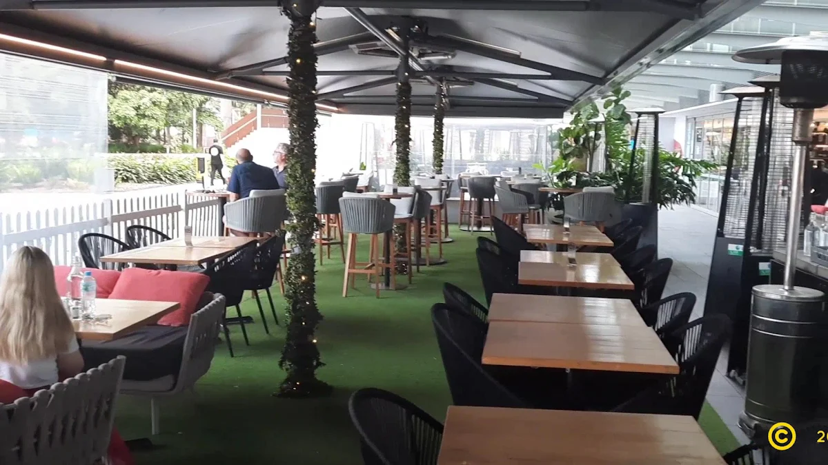 Vibe, Planar Restaurant