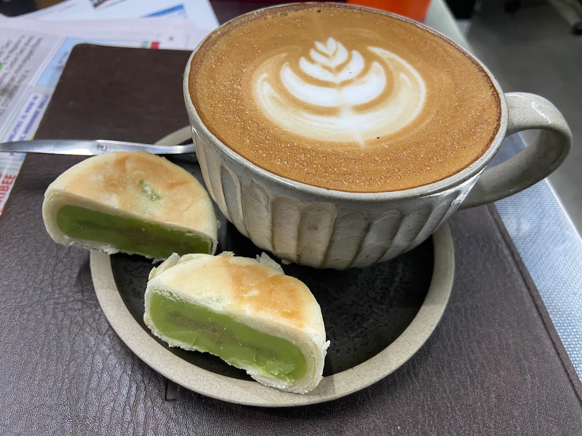 Food & drink, GIA Cafe & Restaurant