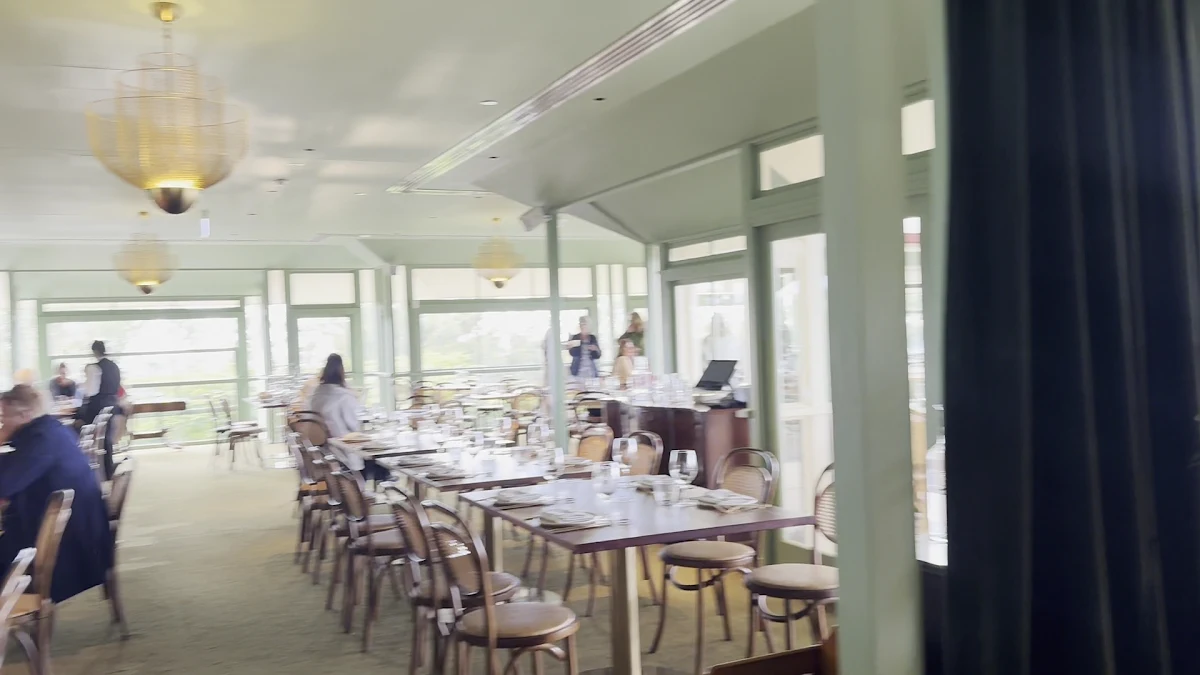 Vibe, The Summit Restaurant & Bar