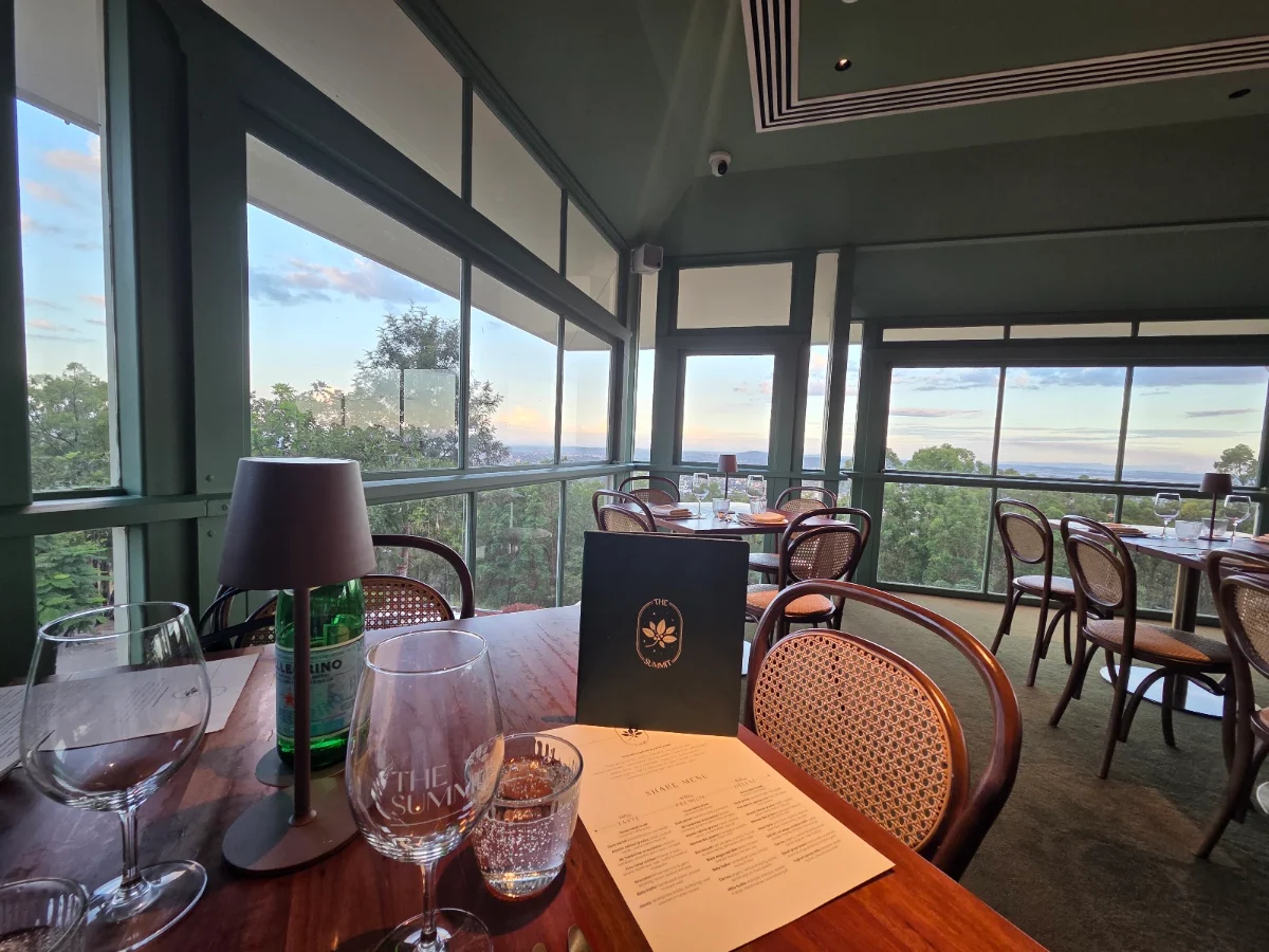 Vibe, The Summit Restaurant & Bar