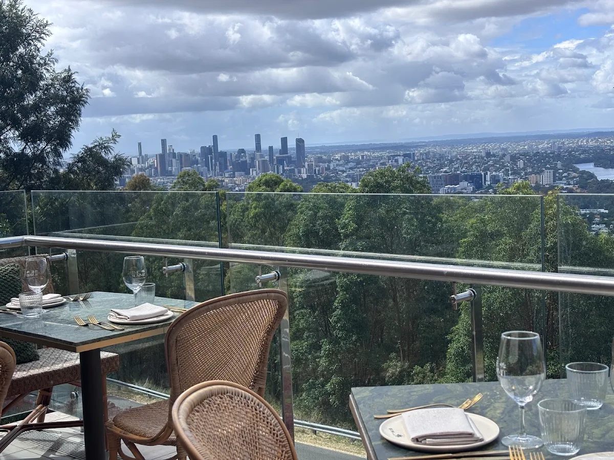 Vibe, The Summit Restaurant & Bar