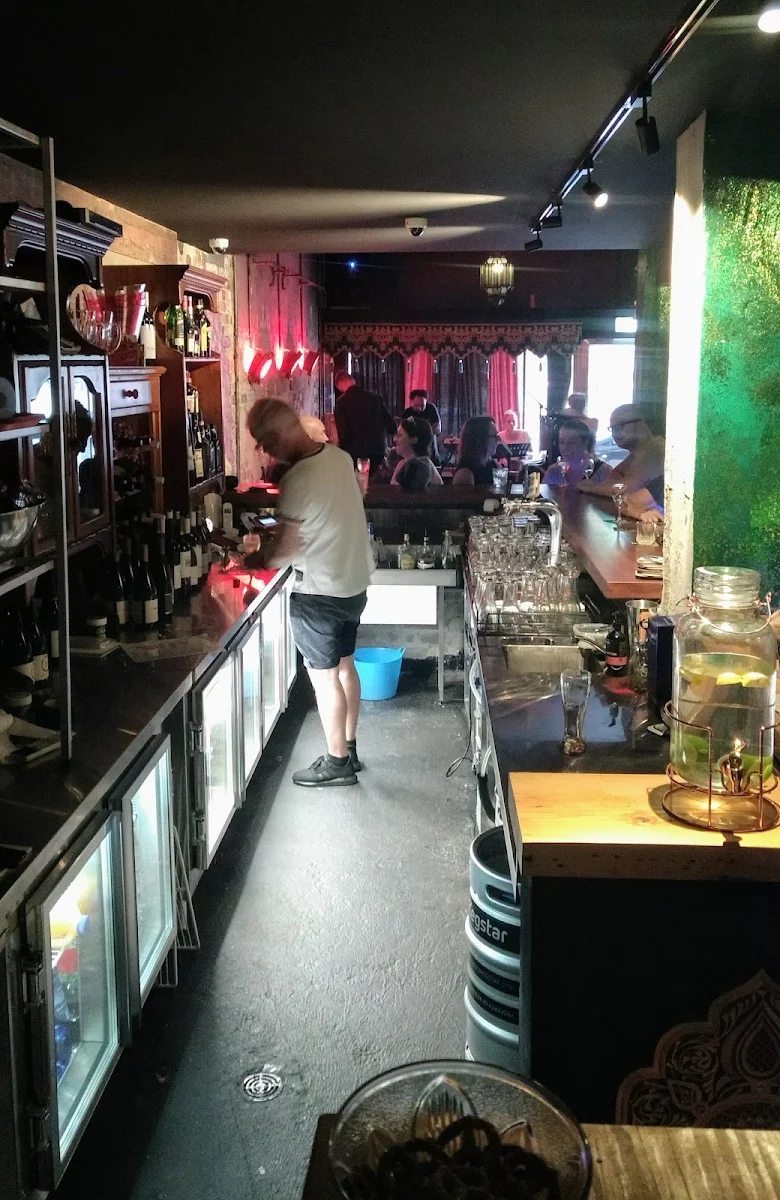 Vibe, Butchers Brew Bar