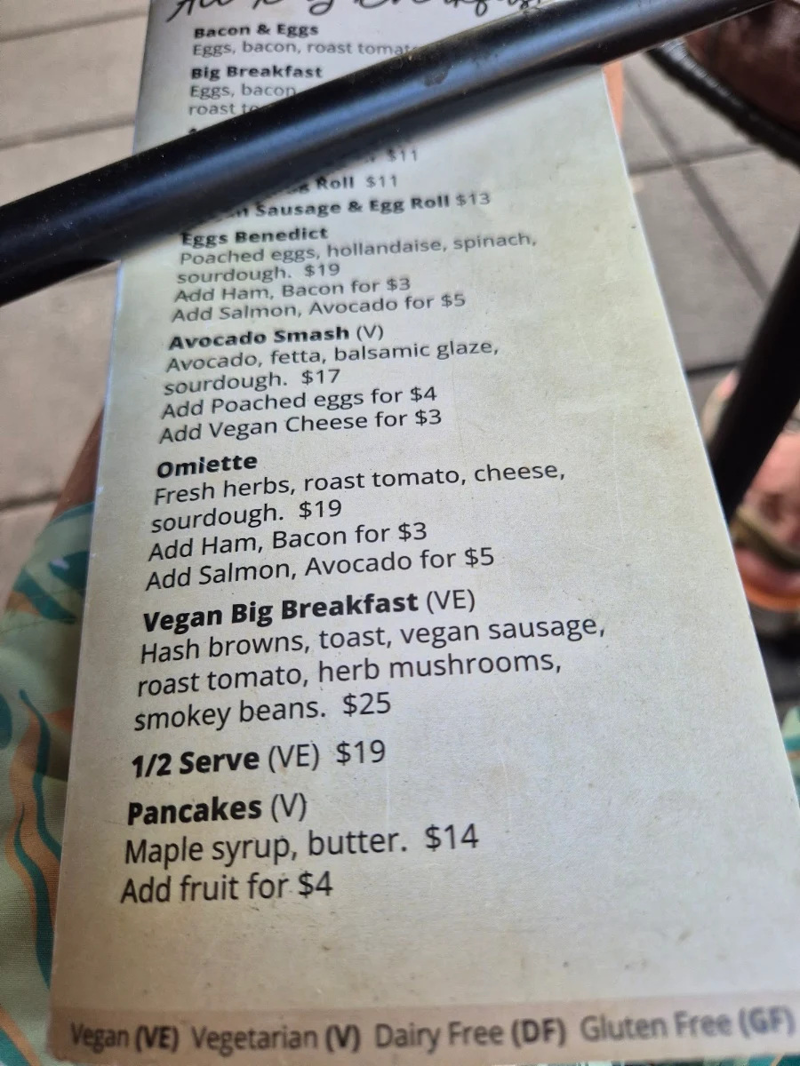 Menu, Cafe Johalia