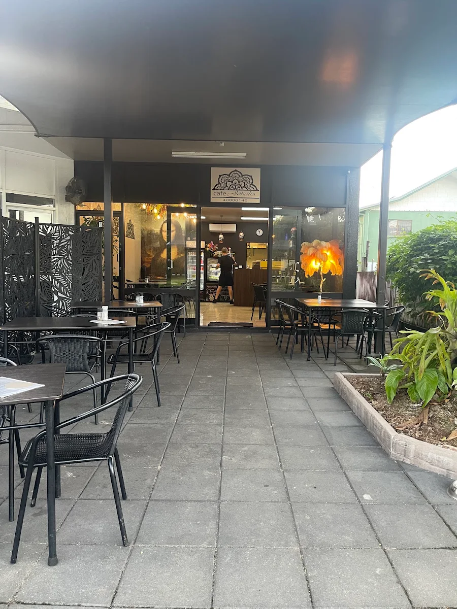 Vibe, Cafe Johalia