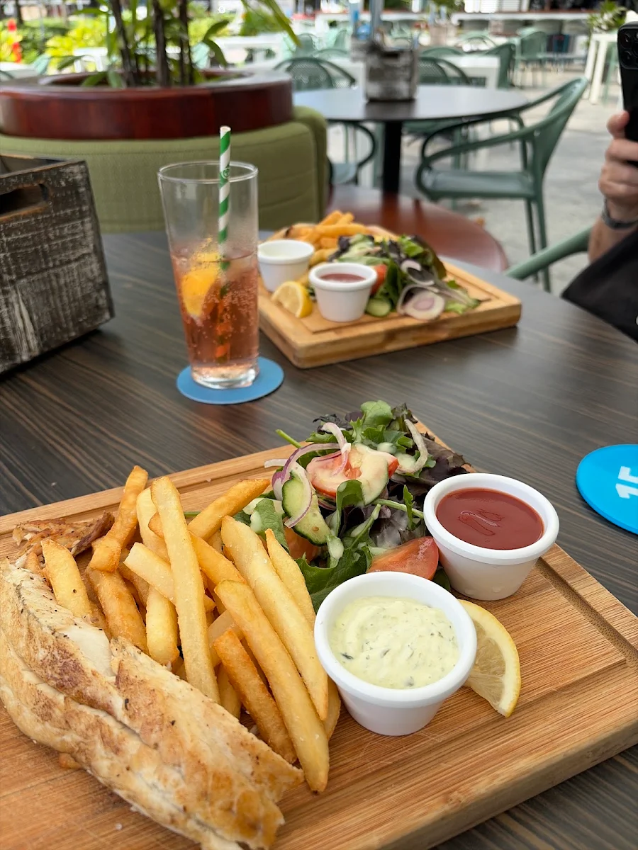 Food & drink, Boardwalk Social by Crystalbrook