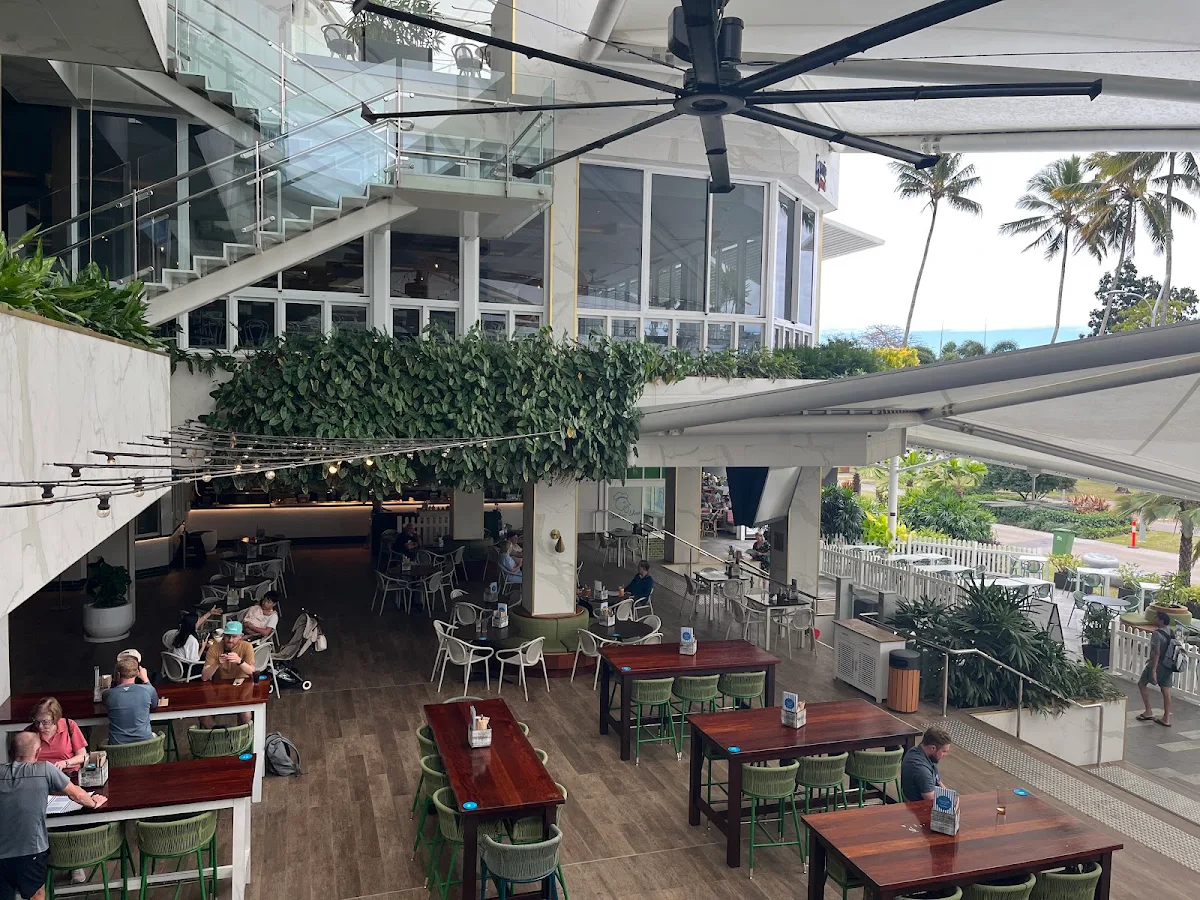 Vibe, Boardwalk Social by Crystalbrook