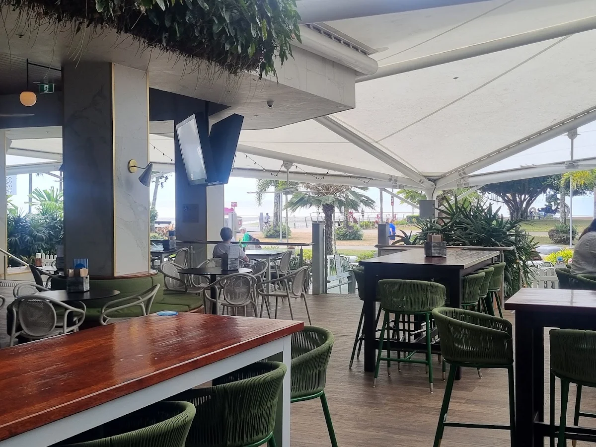 Vibe, Boardwalk Social by Crystalbrook