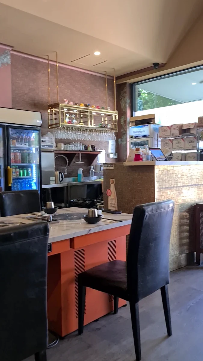 Vibe, SSAM Korean BBQ & Mini Hot Pot