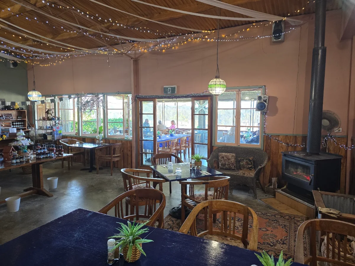 Vibe, Blue Pot Pantry & Cafe