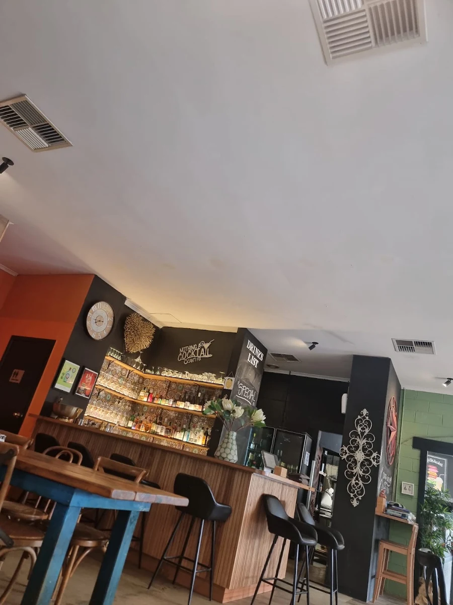 Vibe, Red Hill Cafe and Wine Bar