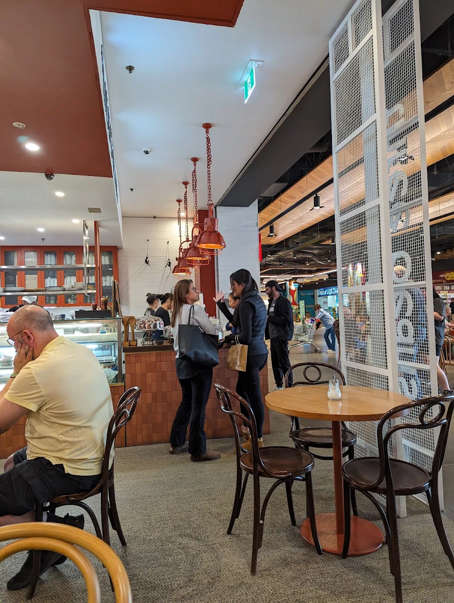 Vibe, Three Beans Broadway