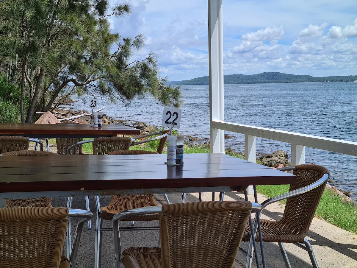 Vibe, Bay Harbour Cafe