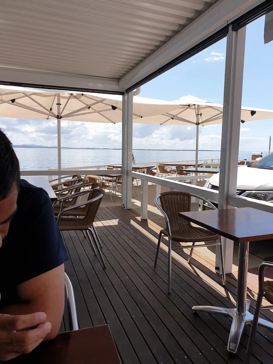 Vibe, Bay Harbour Cafe