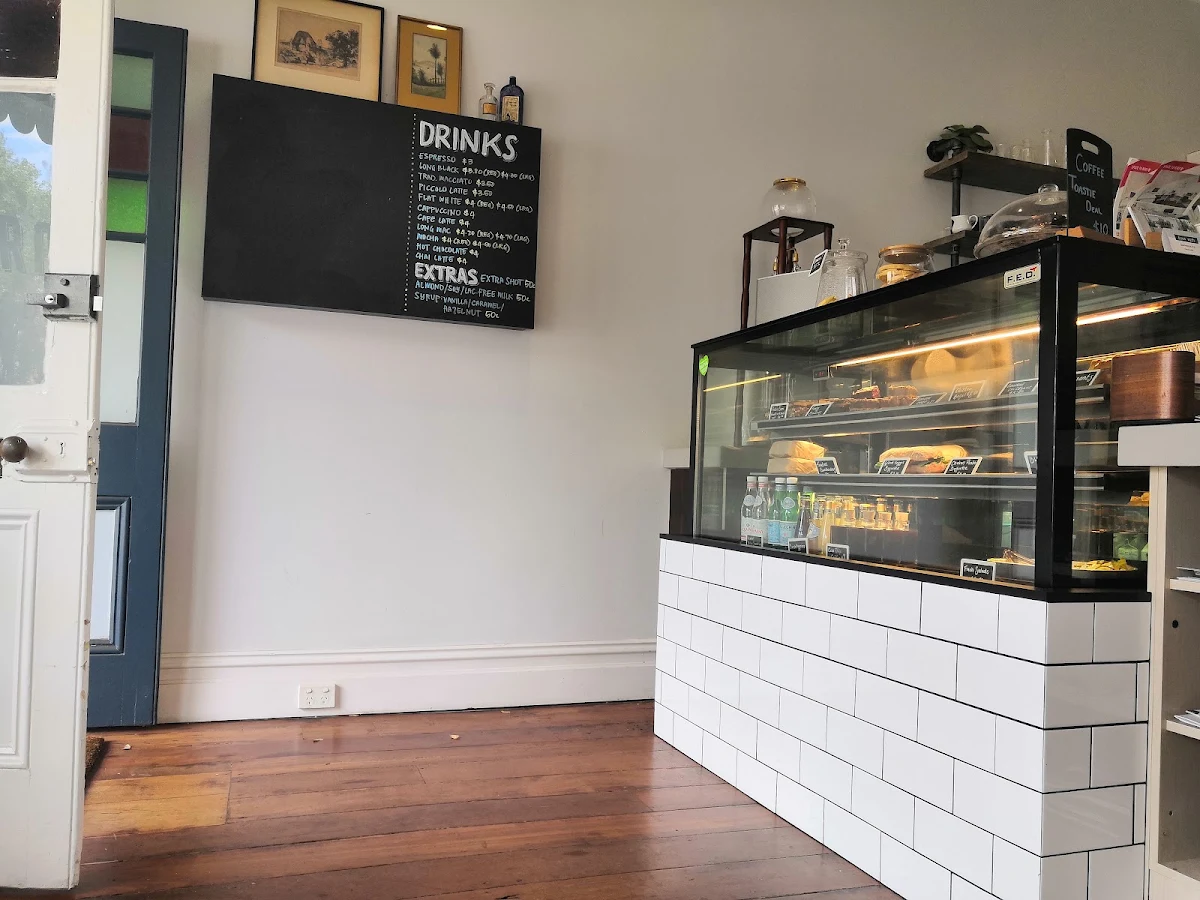 Vibe, Braddock's Dispensary
