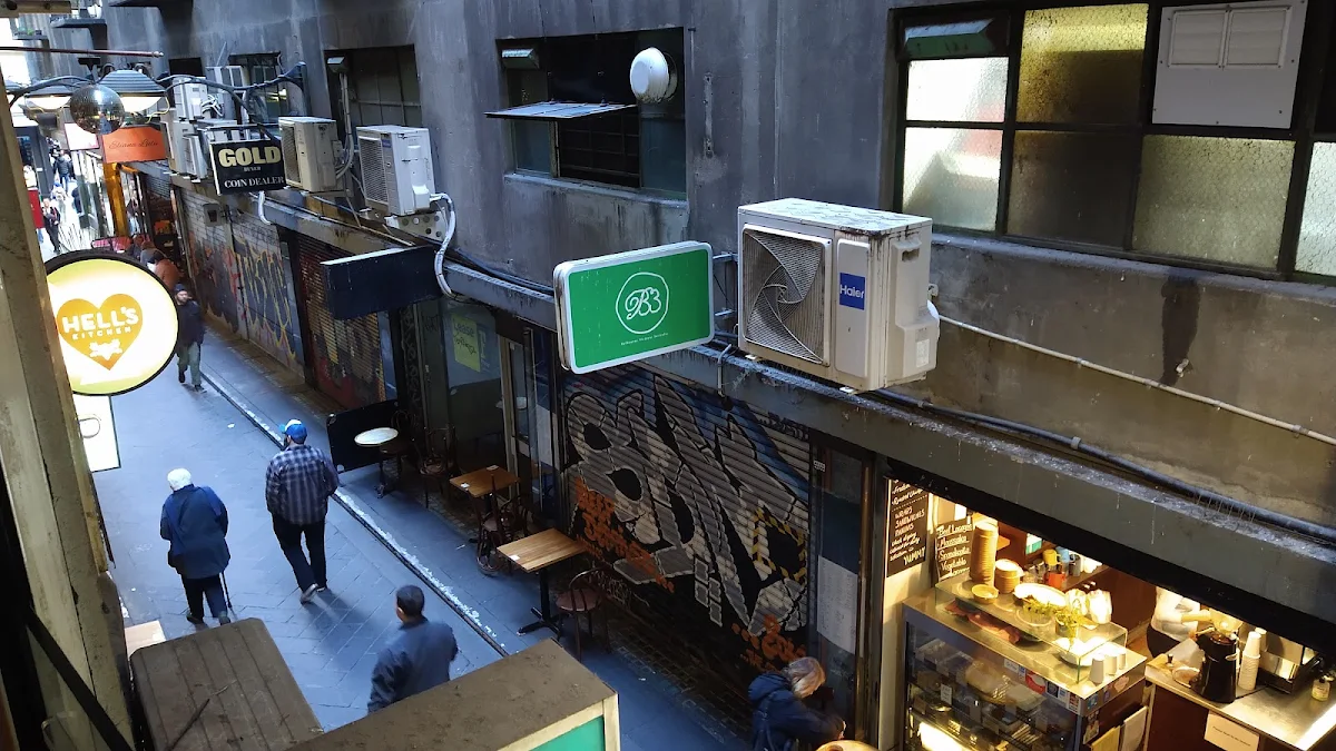 Vibe, Hell's Kitchen