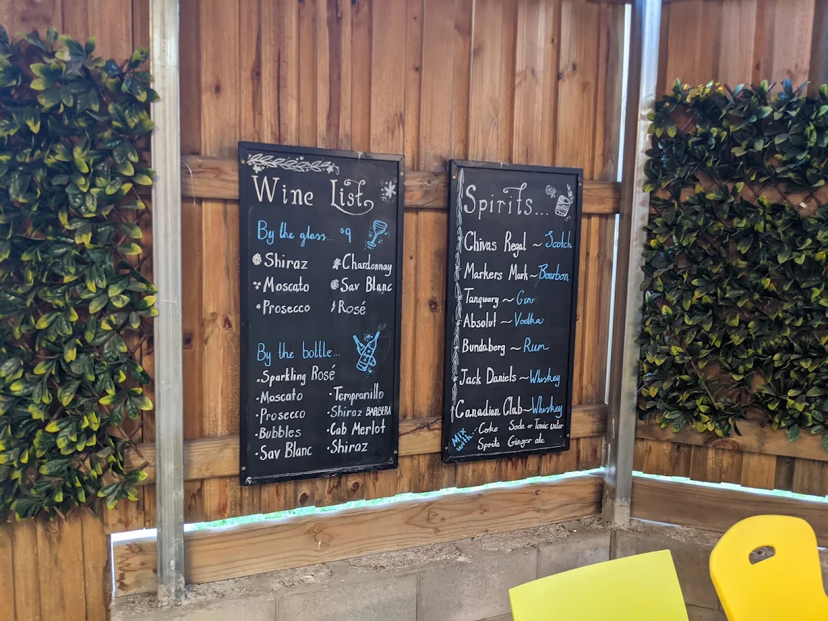 Menu, Funkateers Pizzeria