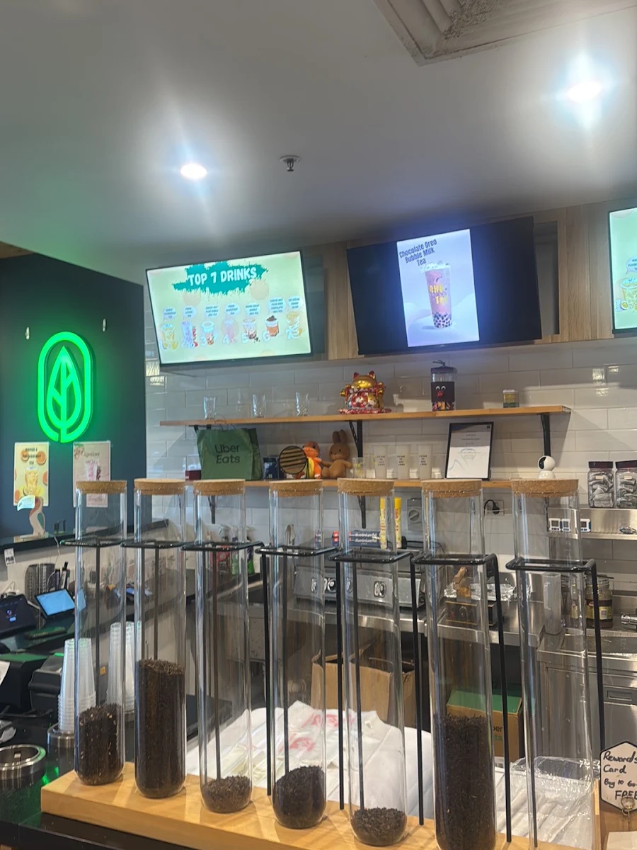 Vibe, Ohh Tea Bubble Tea & Desserts