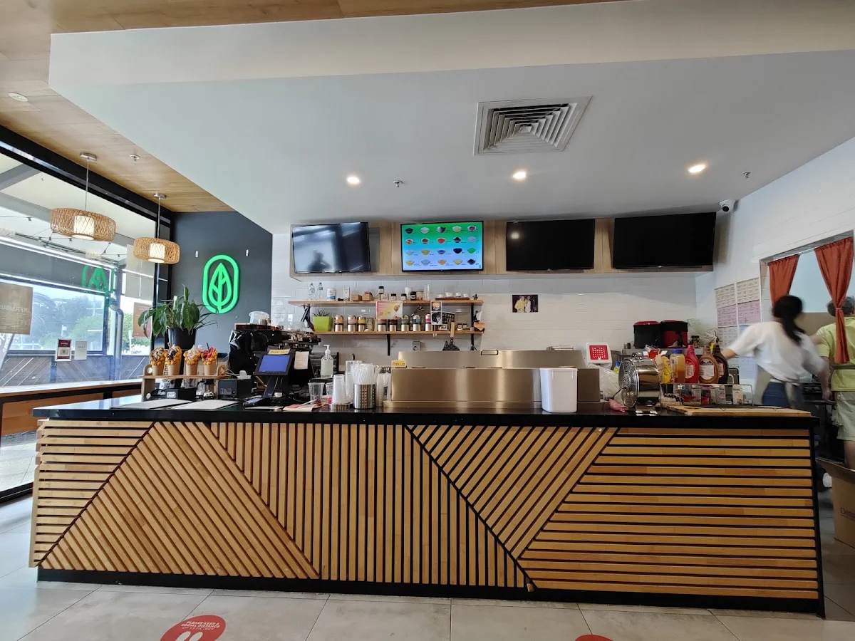 Vibe, Ohh Tea Bubble Tea & Desserts