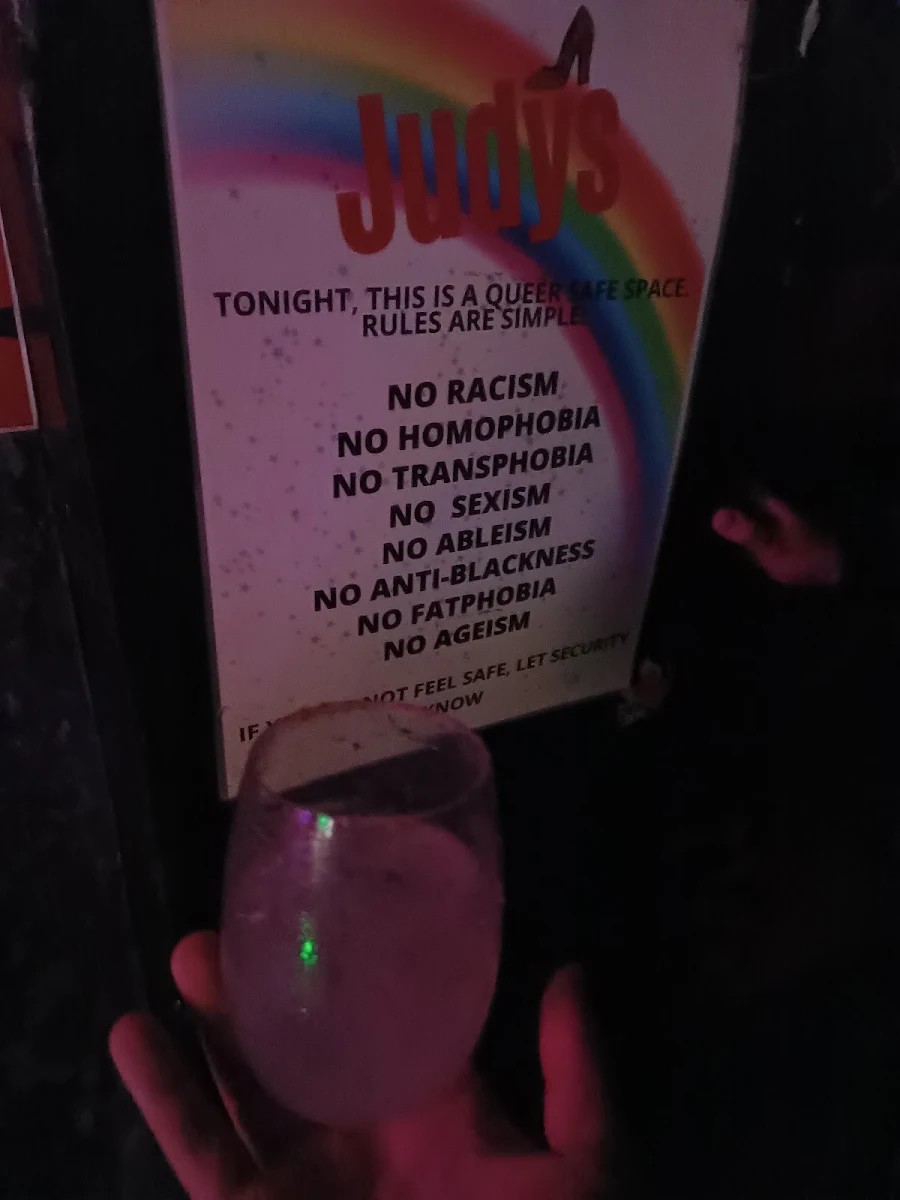 Menu, Altar Bar