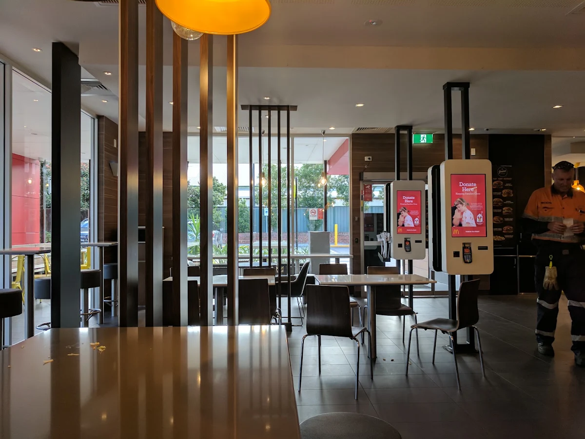 Vibe, McDonald's Industrial Drive Mayfield