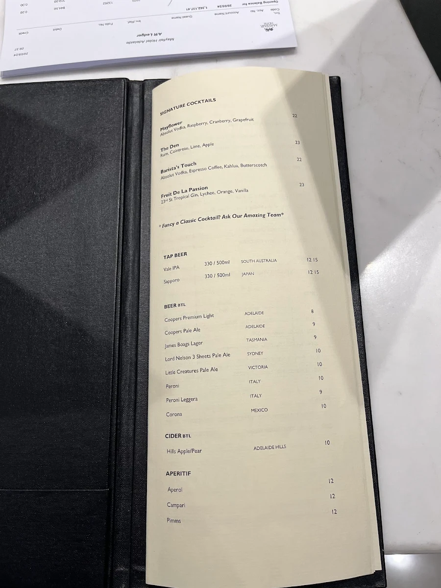 Menu, THE DEN