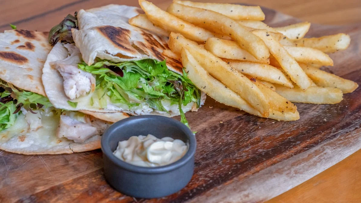 Food & drink, Must Bar
