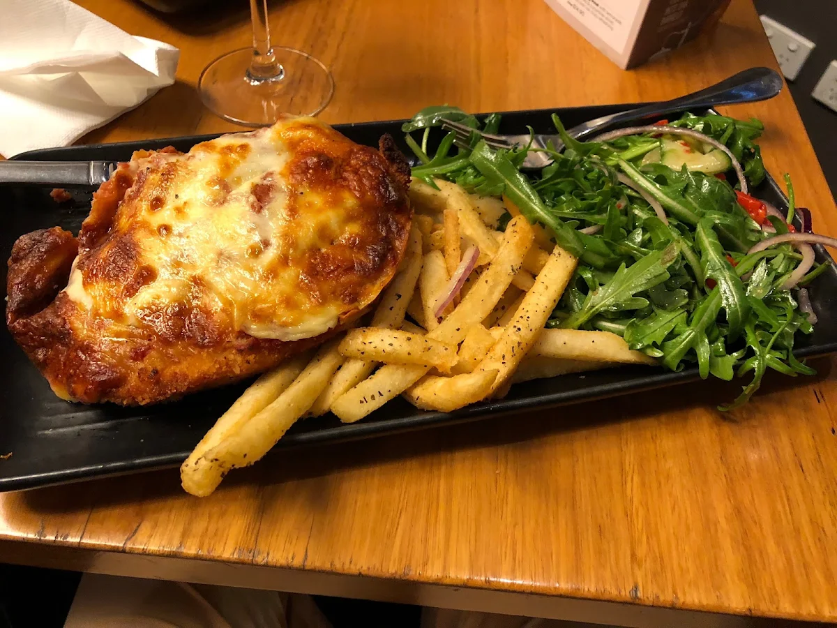 Food & drink, Must Bar