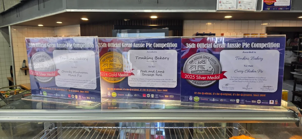 Menu, Tomkins Bakery
