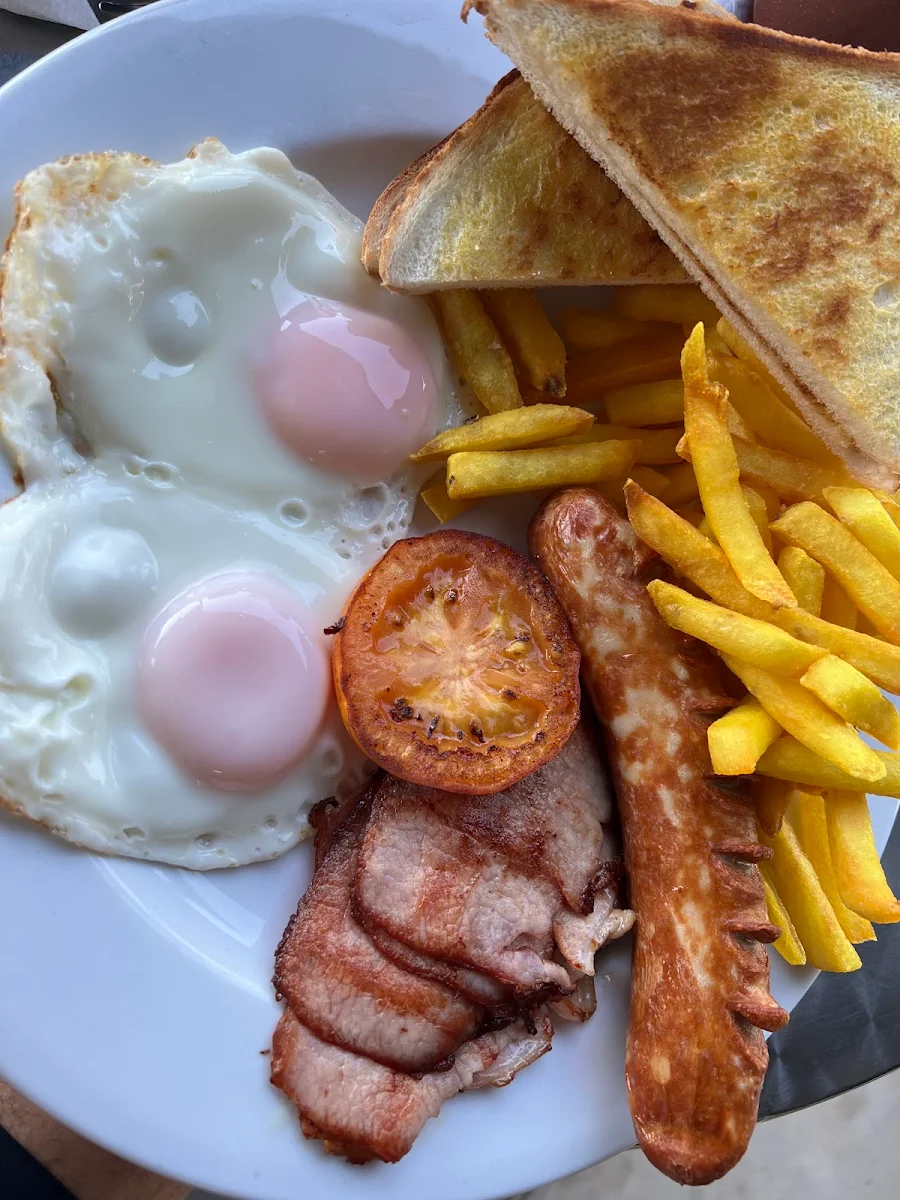 Food & drink, Willy's Carvery Cafe