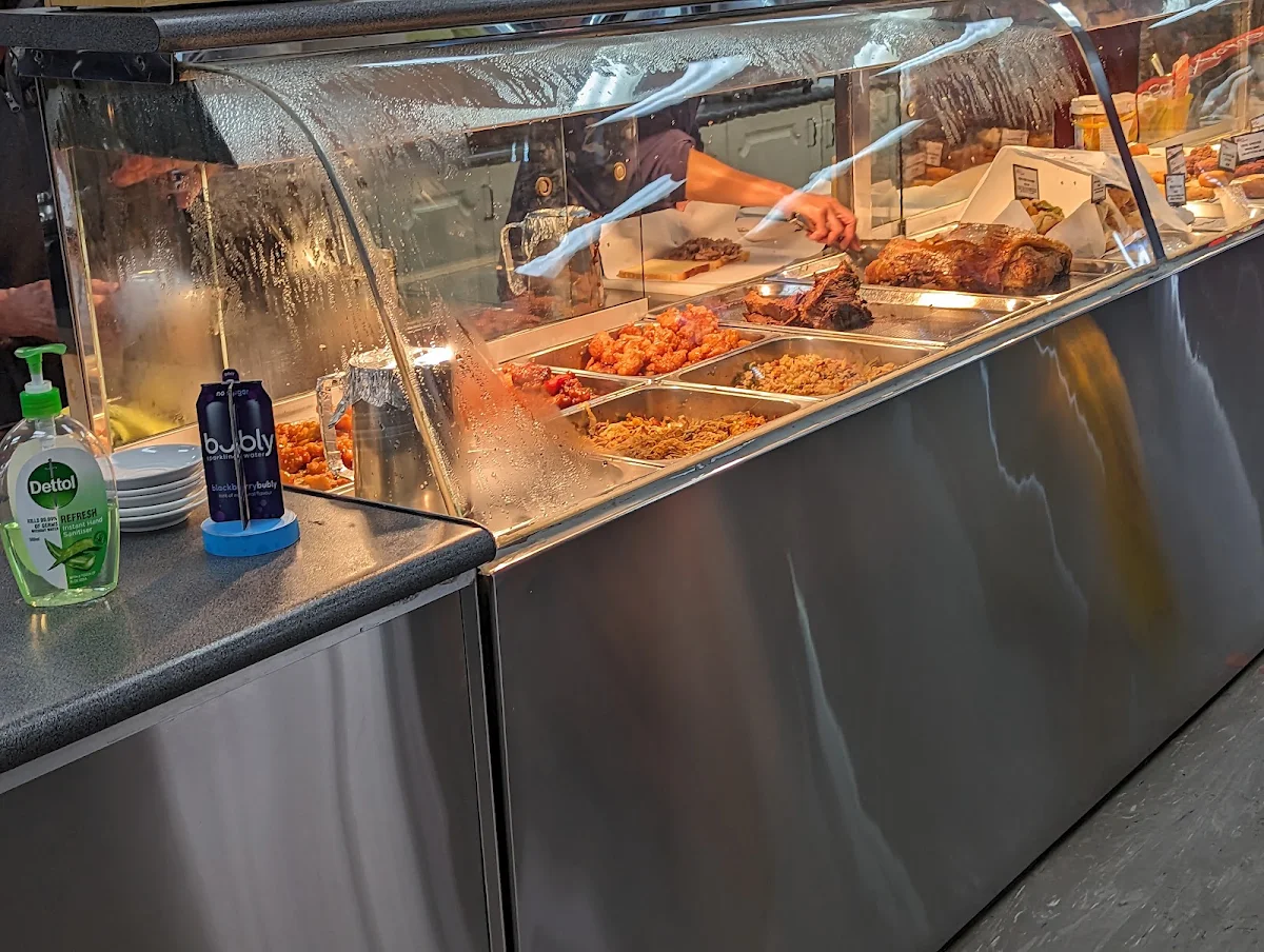 Vibe, Willy's Carvery Cafe