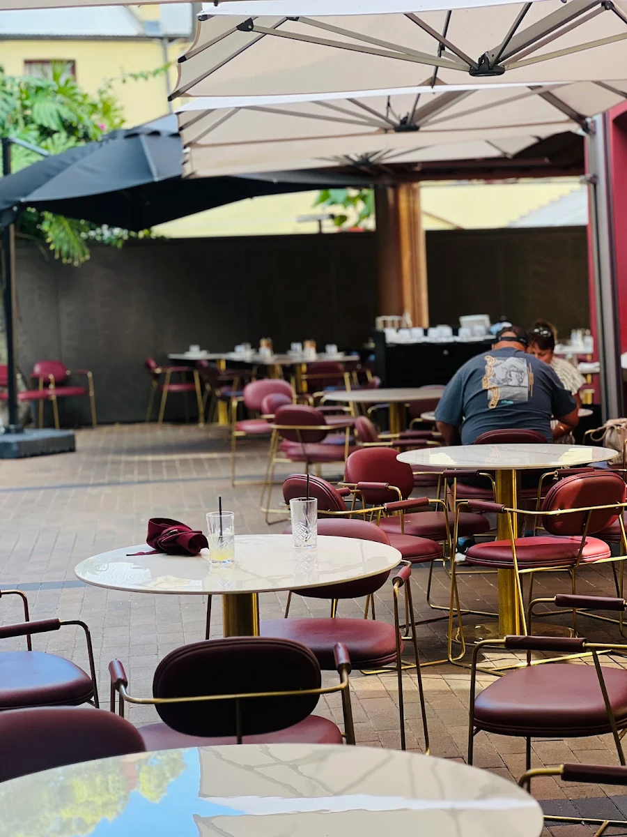 Vibe, Sicilian Italian Restaurant & Pizzeria The Rocks