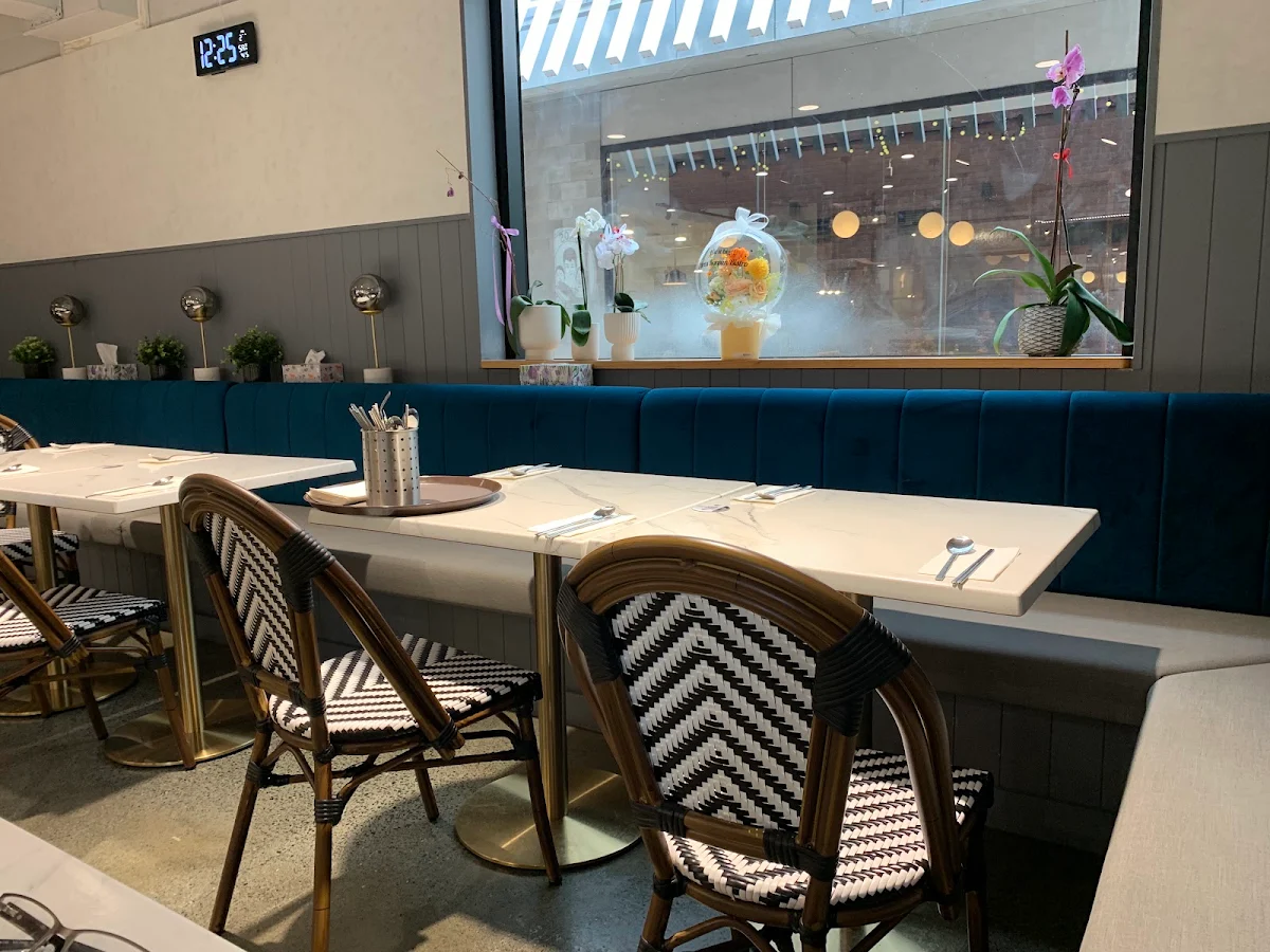 Vibe, 3 Bros Korean Bistro & kimbab
