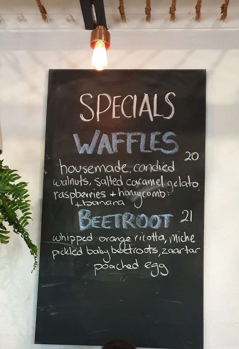Menu, Double Shot Deakin