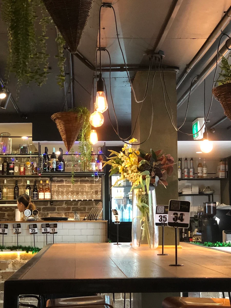 Vibe, Toki Italian Inspired