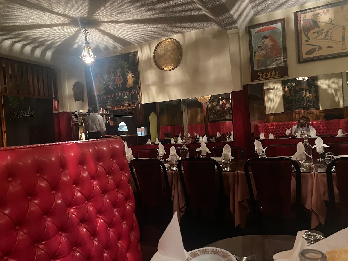 Vibe, Taj Mahal Indian Restaurant