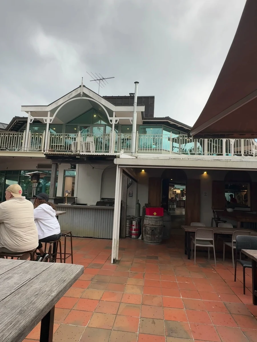 Vibe, Bar NSW