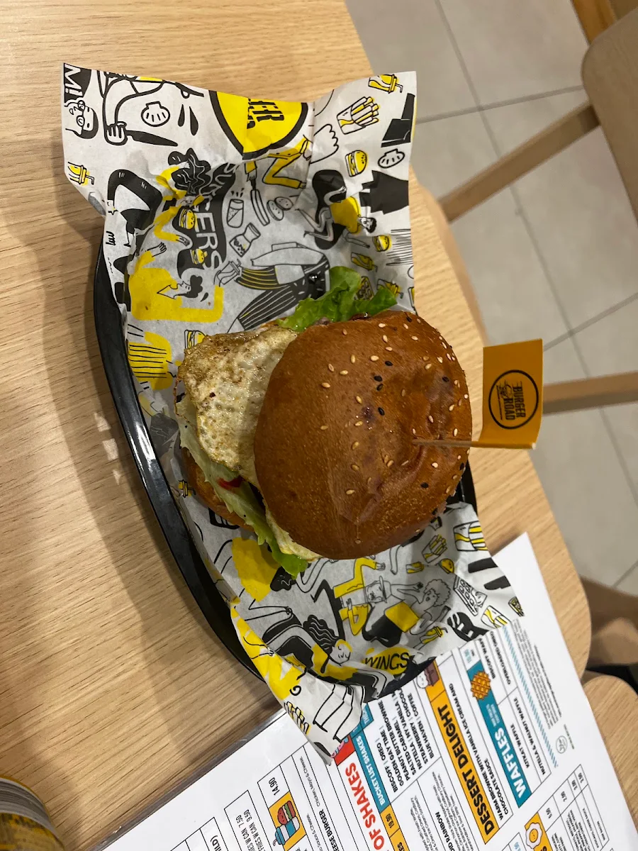 Menu, Burger Road Tarneit