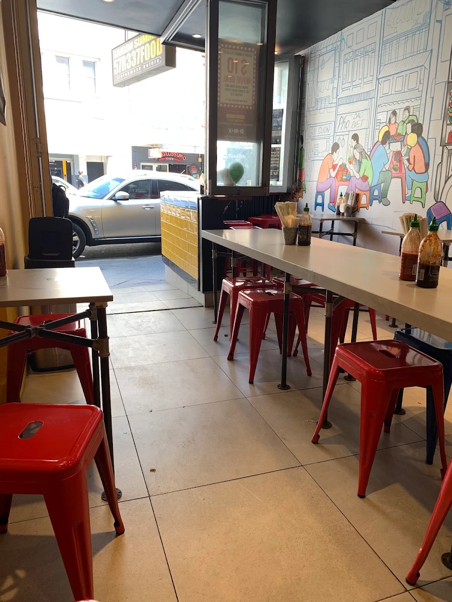 Vibe, Saigon Summer Newtown